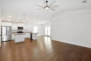 6273 Redberry Dr, Gulf Breeze, FL 32563 - Photo 4