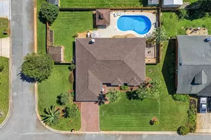2088 Jessica Way, Navarre, FL 32566 - Photo 8