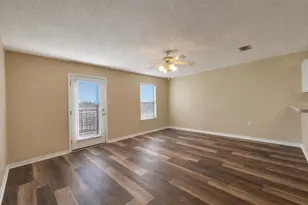 953 Scenic Oak Ln, Fort Walton Beach, FL 32547 - Photo 4