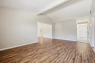 338 SW Coral Dr, Fort Walton Beach, FL 32548 - Photo 6