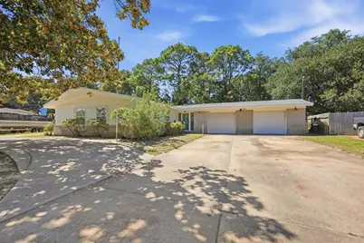 338 SW Coral Drive, Fort Walton Beach, FL 32548 - Photo 1