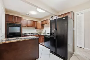338 SW Coral Dr, Fort Walton Beach, FL 32548 - Photo 18