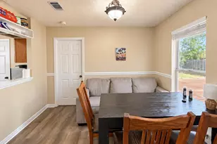 3022 Blue Pine Ln, Niceville, FL 32578 - Photo 10