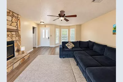 3022 Blue Pine Lane, Niceville, FL 32578 - Photo 4