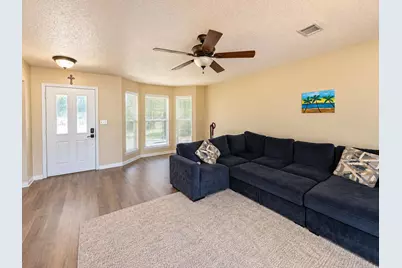 3022 Blue Pine Lane, Niceville, FL 32578 - Photo 2