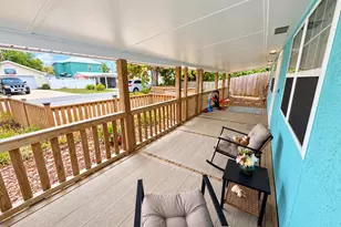 306 Malaga Pl, Panama City Beach, FL 32413 - Photo 10