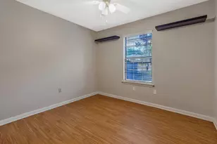 400 31st St, Niceville, FL 32578 - Photo 14