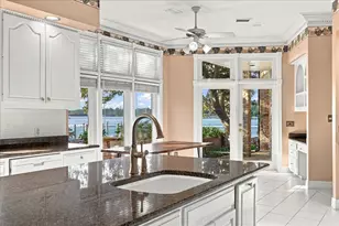 259 NW Sleepy Oaks Ln, Fort Walton Beach, FL 32548 - Photo 20