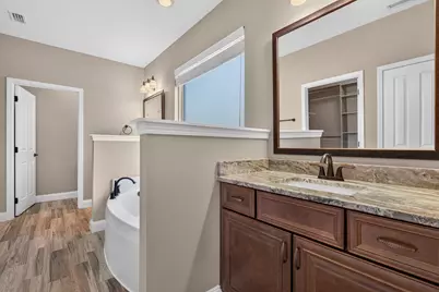 803 Fairview Drive, Fort Walton Beach, FL 32547 - Photo 32