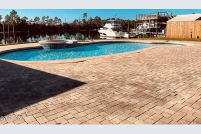 810 W 8th Street Circle, Lynn Haven, FL 32444 - Photo 2