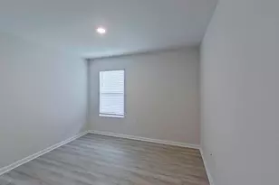 309 Monarch Ln, Pensacola, FL 32503 - Photo 10