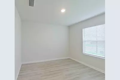 401 Monarch Lane, Pensacola, FL 32503 - Photo 2