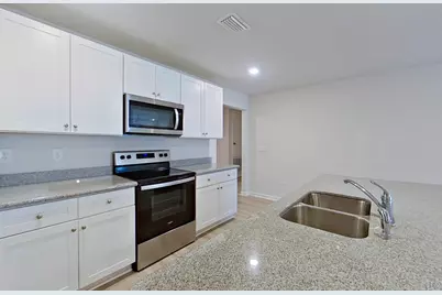 401 Monarch Lane, Pensacola, FL 32503 - Photo 8