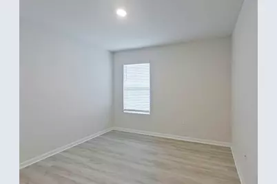 401 Monarch Lane, Pensacola, FL 32503 - Photo 4