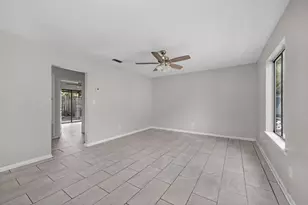 131 Bayou View Dr, Fort Walton Beach, FL 32547 - Photo 6