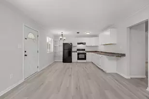 131 Bayou View Dr, Fort Walton Beach, FL 32547 - Photo 22