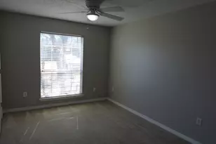 4738 Connor Dr, Crestview, FL 32539 - Photo 8