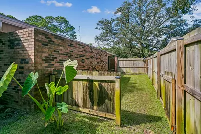 340 NW Holmes Boulevard, Fort Walton Beach, FL 32548 - Photo 38