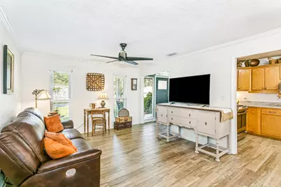 340 NW Holmes Boulevard, Fort Walton Beach, FL 32548 - Photo 8