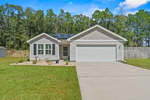 672 Squirrel Rd, Defuniak Springs, FL 32433 - Photo 1
