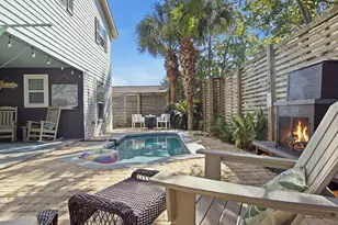 209 Broderick Pl, Panama City Beach, FL 32413 - Photo 16