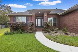 1315 Ballistic Tip Ct, Cantonment, FL 32533 - Photo 4