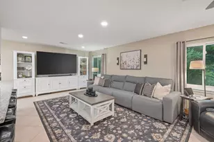 639 E Birkdale Circle, Niceville, FL 32578 - Photo 18