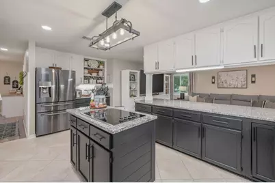 639 E Birkdale Circle, Niceville, FL 32578 - Photo 8