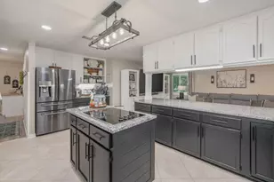 639 E Birkdale Circle, Niceville, FL 32578 - Photo 8