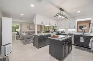 639 E Birkdale Circle, Niceville, FL 32578 - Photo 6