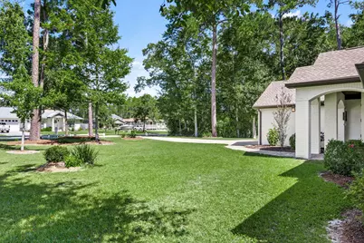 184 Magnolia Drive, Freeport, FL 32439 - Photo 4