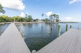 205 Yacht Club Dr, Niceville, FL 32578 - Photo 76