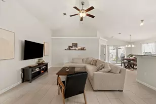8278 Tavira St, Navarre, FL 32566 - Photo 10
