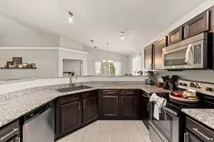 8278 Tavira St, Navarre, FL 32566 - Photo 12