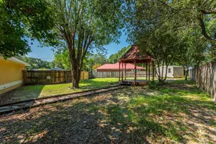2803 Wilson Ln, Crestview, FL 32539 - Photo 14