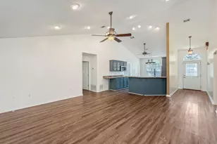 2803 Wilson Ln, Crestview, FL 32539 - Photo 2