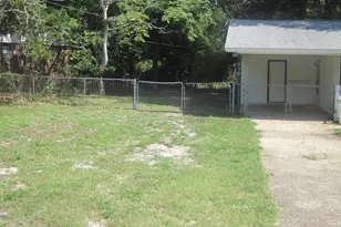 170 NW Rainbow Dr, Fort Walton Beach, FL 32548 - Photo 2