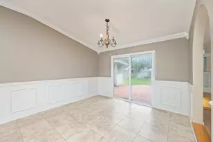 2700 Ashley Maria Ct, Crestview, FL 32539 - Photo 10