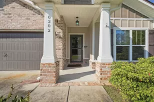 8302 Molina St, Navarre, FL 32566 - Photo 2