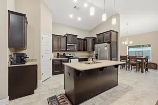 8302 Molina St, Navarre, FL 32566 - Photo 4