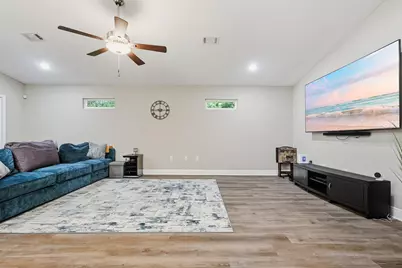 8302 Molina Street, Navarre, FL 32566 - Photo 16