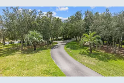 15702 Fl-77, Southport, FL 32409 - Photo 16