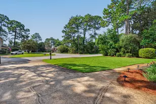 151 Baywind Dr, Niceville, FL 32578 - Photo 10