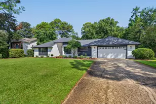 151 Baywind Dr, Niceville, FL 32578 - Photo 2