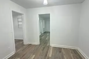 215 E 3rd Ave, Crestview, FL 32536 - Photo 8