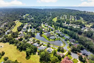 1538 Glenlake Cir, Niceville, FL 32578 - Photo 60