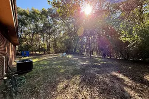 454 E Burdick Ave, Defuniak Springs, FL 32433 - Photo 4