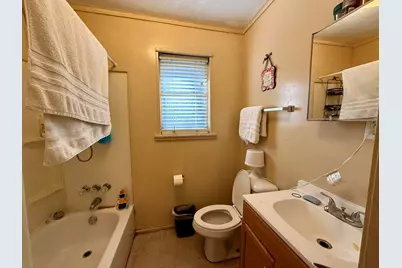 454 E Burdick Avenue, Defuniak Springs, FL 32433 - Photo 20