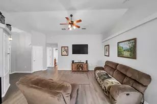2126 Durell Ln, Navarre, FL 32566 - Photo 4