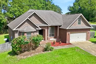 639 Red Fern Rd, Crestview, FL 32536 - Photo 2